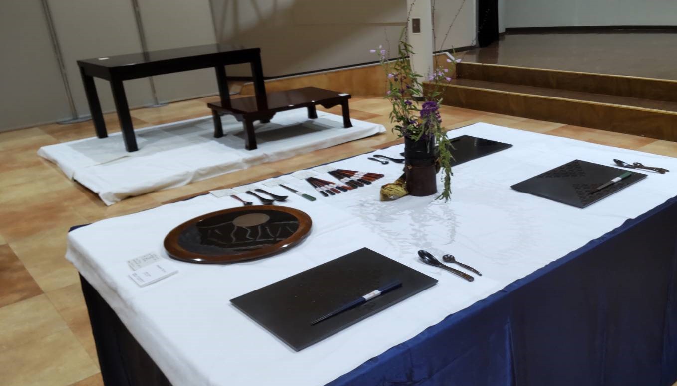 第26回津軽塗伝統工芸士会作品展が始まりました | 青森県津軽塗漆器